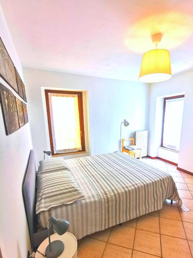 Old Town With Terrace - Live Apartamento Peschiera del Garda